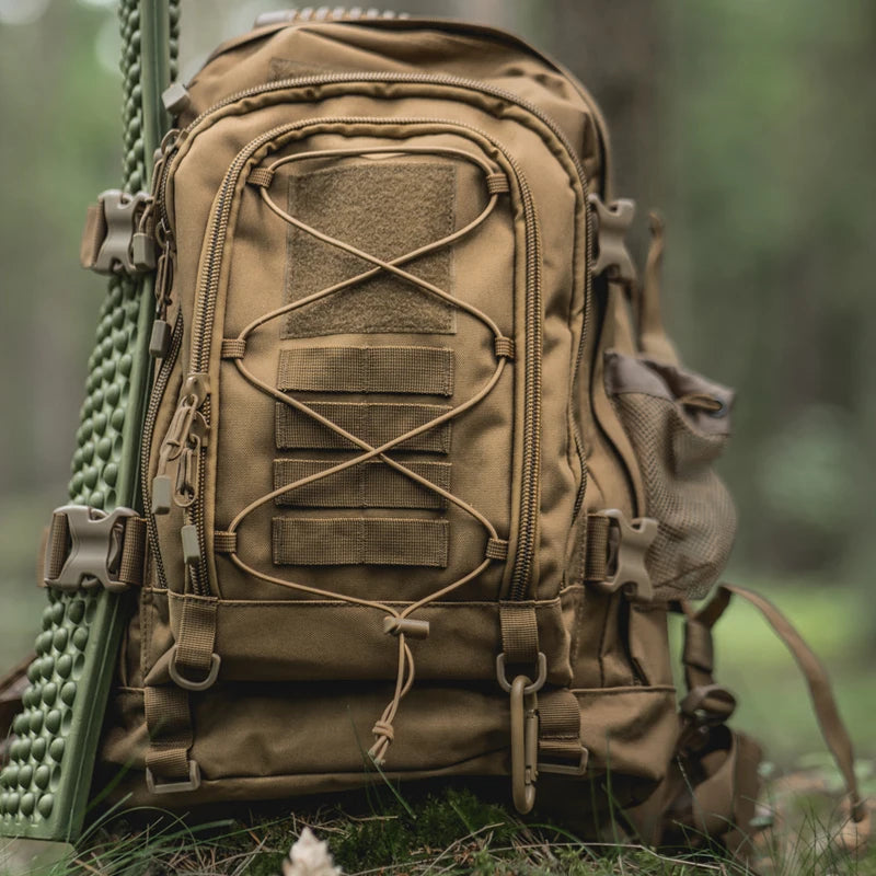 LQARMY 65L Outdoor Tactical Backpack Men's Outdoor Hiking Bag Large Capacity Military Army Bags Travelling Camping Rucksack